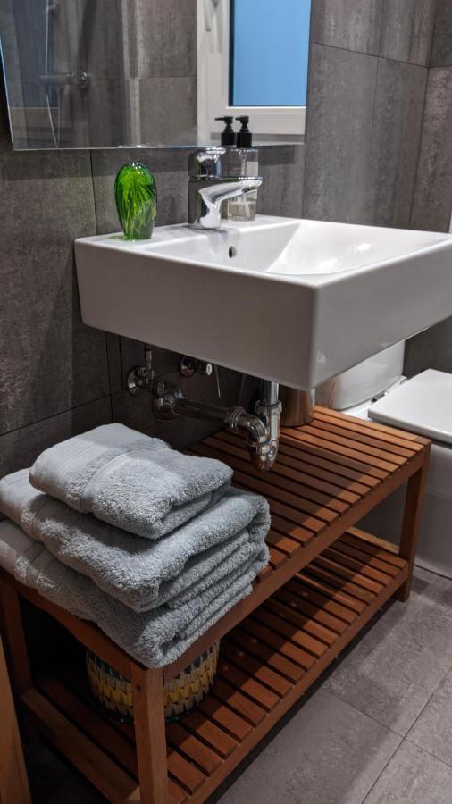 Centrico Apartamento Elai, Netflix, Coffee, Posibilidad Parking Apartment San Sebastian Ngoại thất bức ảnh