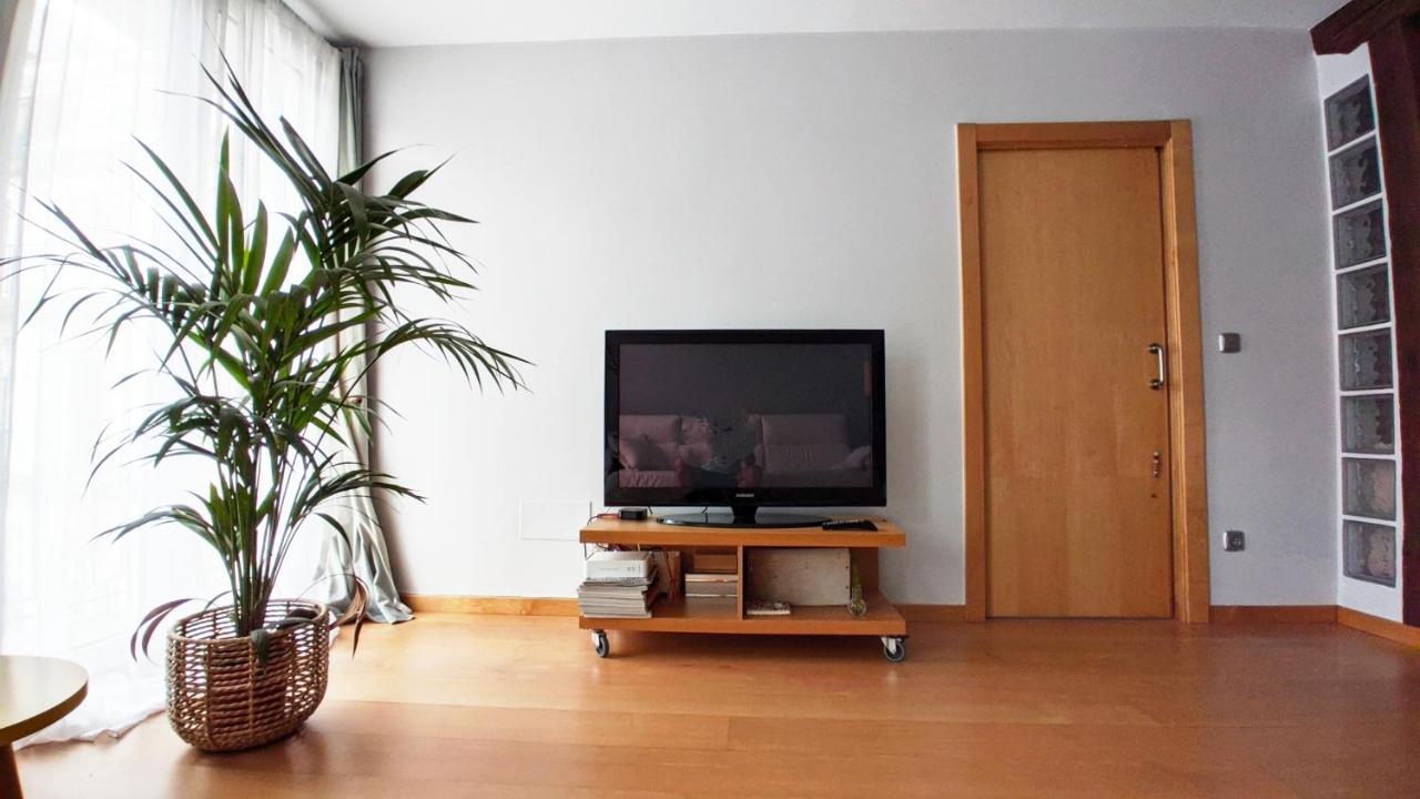 Centrico Apartamento Elai, Netflix, Coffee, Posibilidad Parking Apartment San Sebastian Ngoại thất bức ảnh